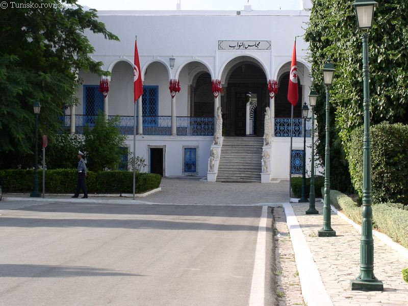 tunis urad 1.jpg