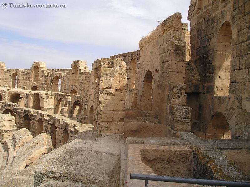 el jem 31.jpg