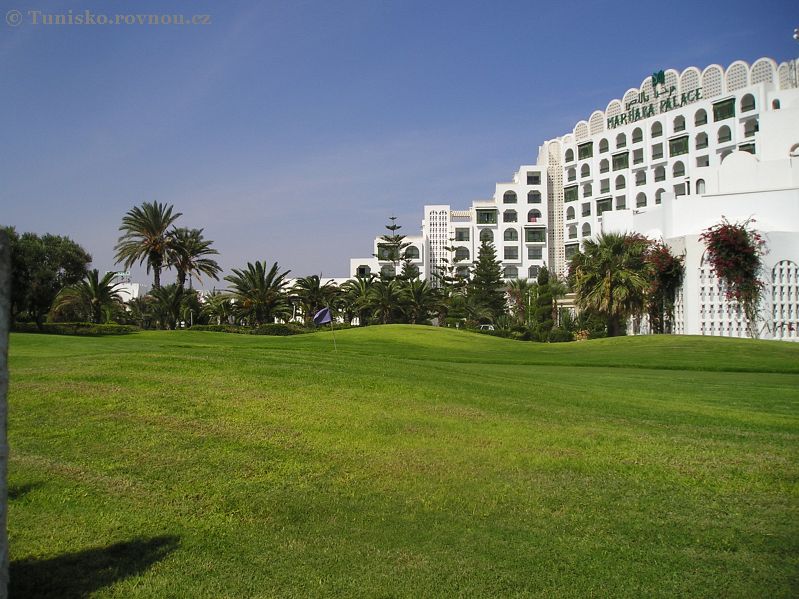 hotel golf 13.jpg